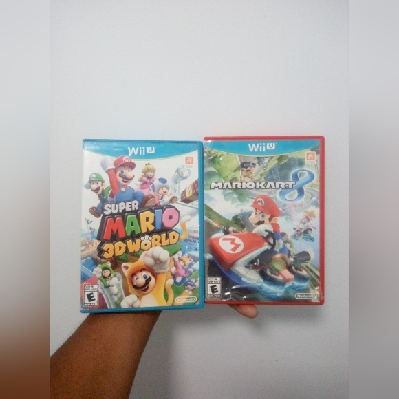 Nintendo Wii U Super Mario 3D World & Mario Kart 8 Game Bundle 2 - Picture 1 of 4